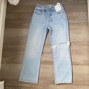 Abercrombie & Fitch The 90s Baggy Low Rise jeans. New with tags!